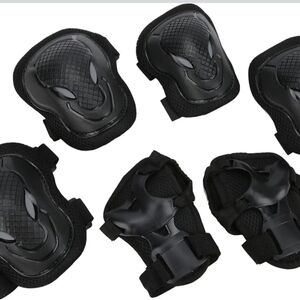 Youth Black Protective Gear Set